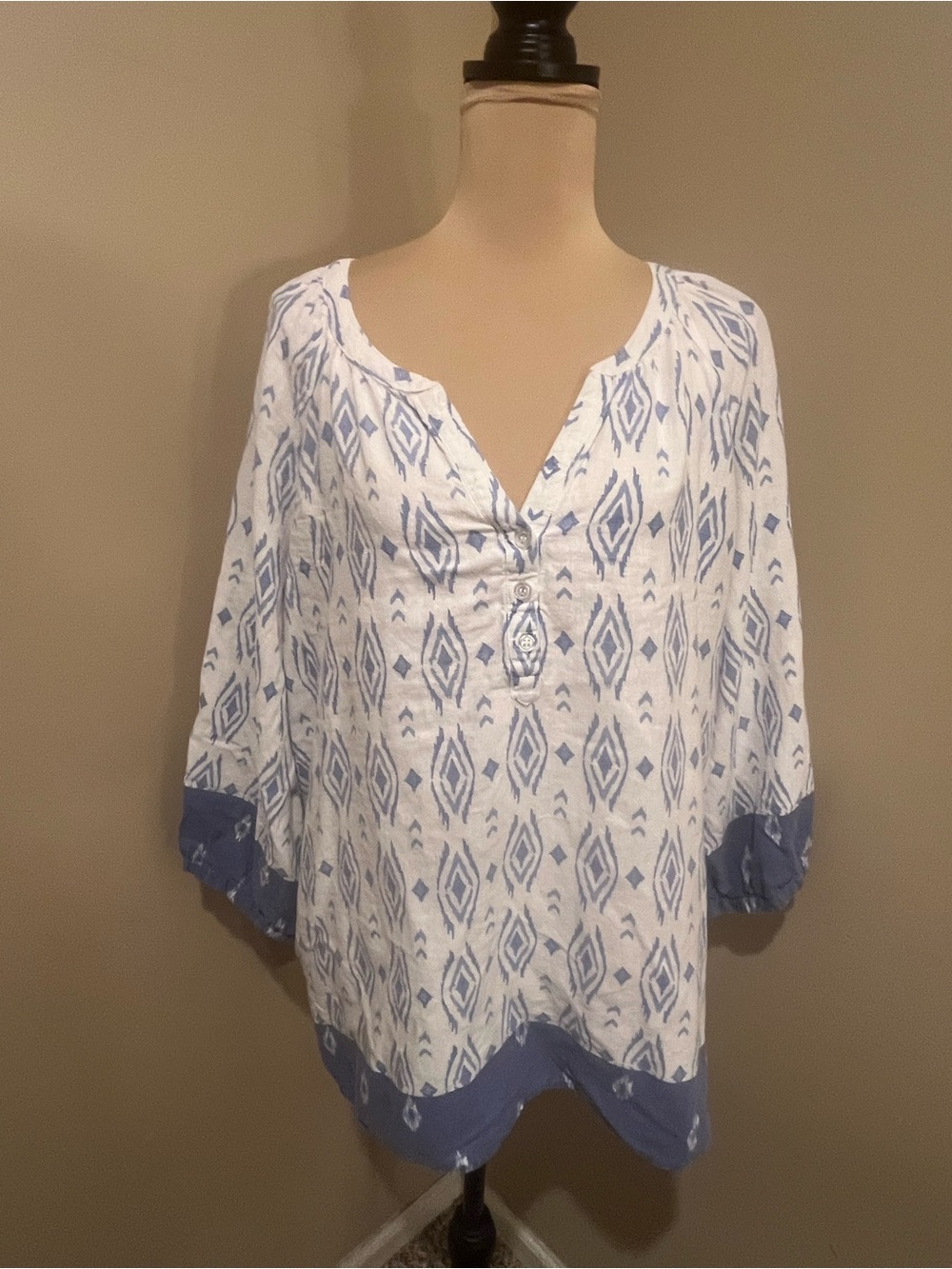 Artisan NY Boho Diamond-Print Linen-Blend Peasant Top White & Light Blue, 3X